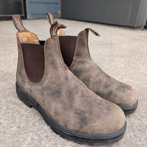 Blundstone Chelsea Boots - Rustic Brown Sz. 8